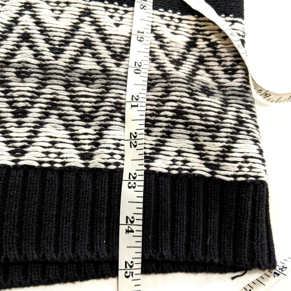 Chaps Women's Southwest Sleeveless Sweater - Picture 4 of 6